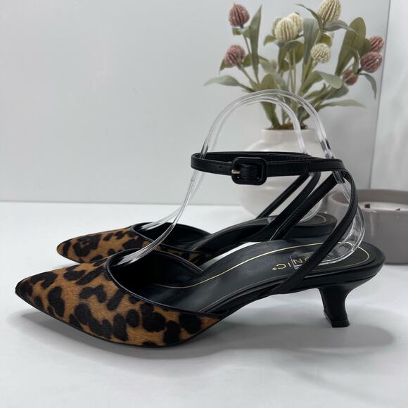 Vionic Jacynda Pump Heel Pointed Toe Ankle Strap Black Leather Women's 8.5 NWOB - Picture 1 of 11